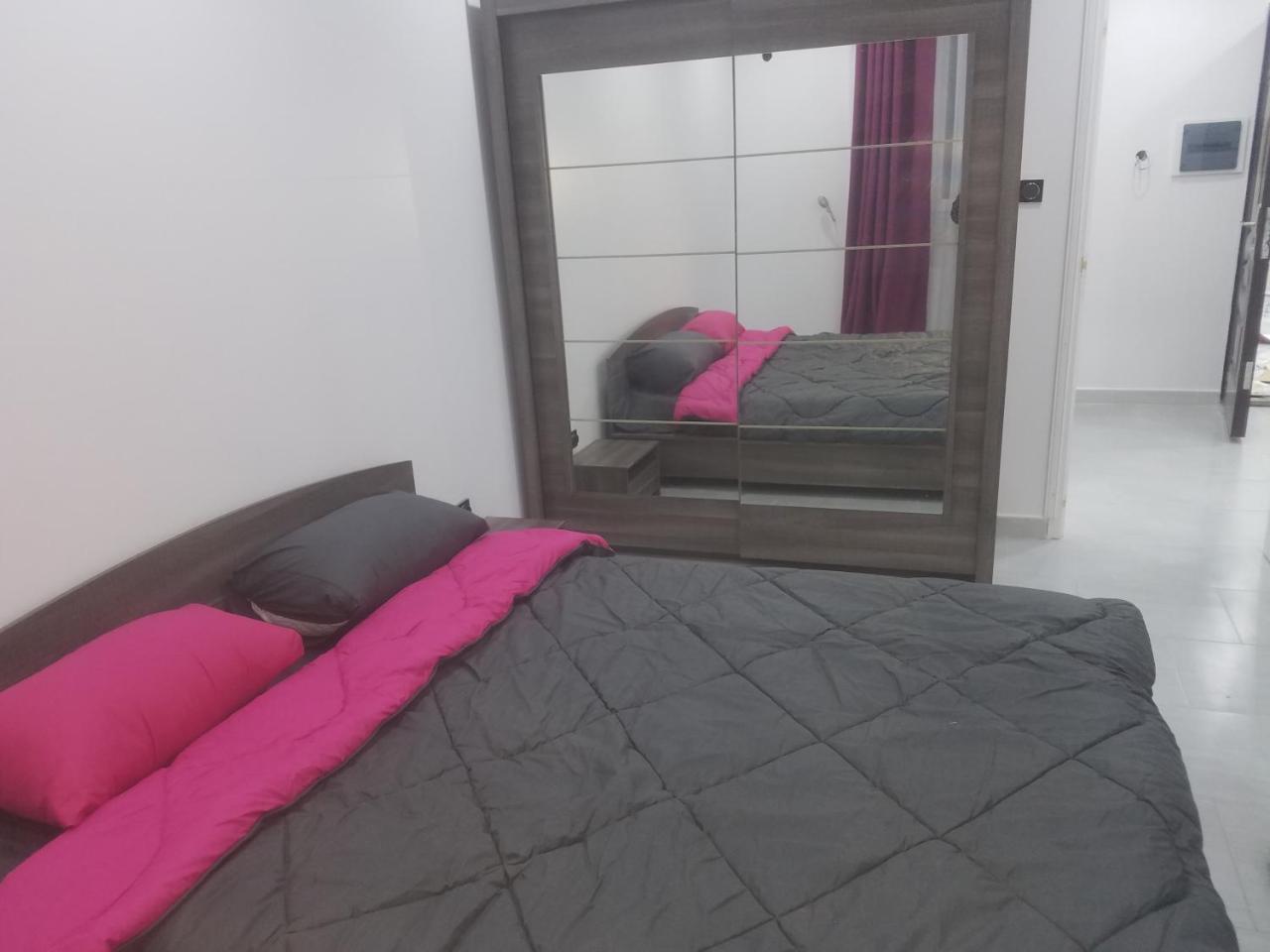 Hostel Les Pins Alger Eksteriør bilde