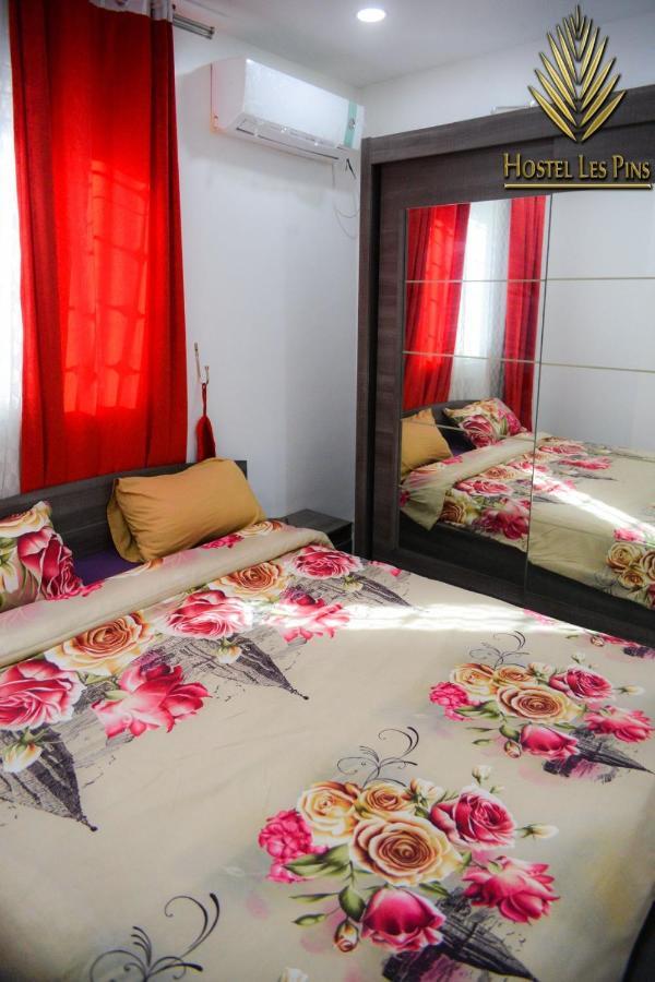 Hostel Les Pins Alger Eksteriør bilde